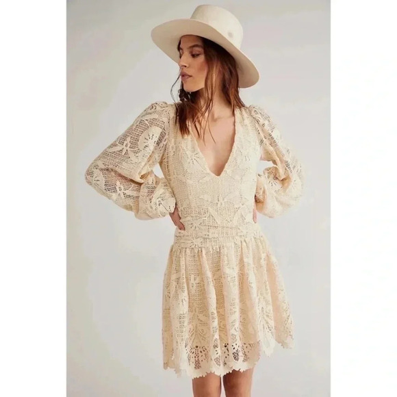 NWT Free People Jen’s Pirate Booty Reflection Lapis Mini Crochet Lace Dress Larg - Picture 1 of 17